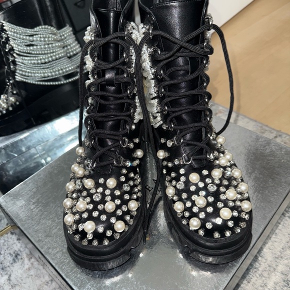 Azalea Wang Black Pearl Embellished Women's Boots - Picture 4 of 5